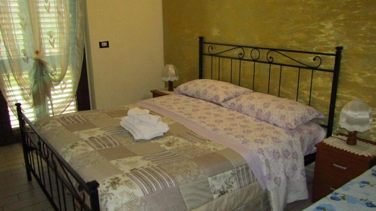 La Bella Addormentata Bed and Breakfast Chieti Rum bild
